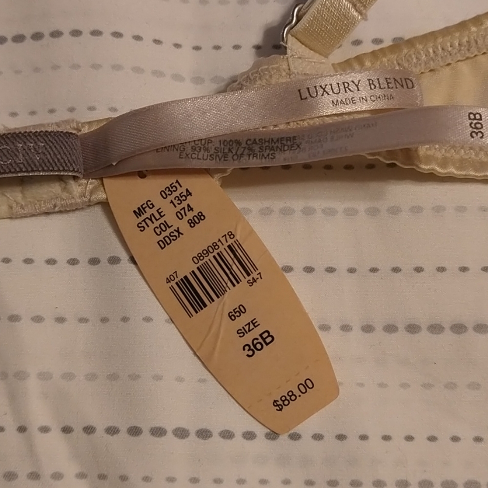 Cashmere bra - Picture 7 of 7